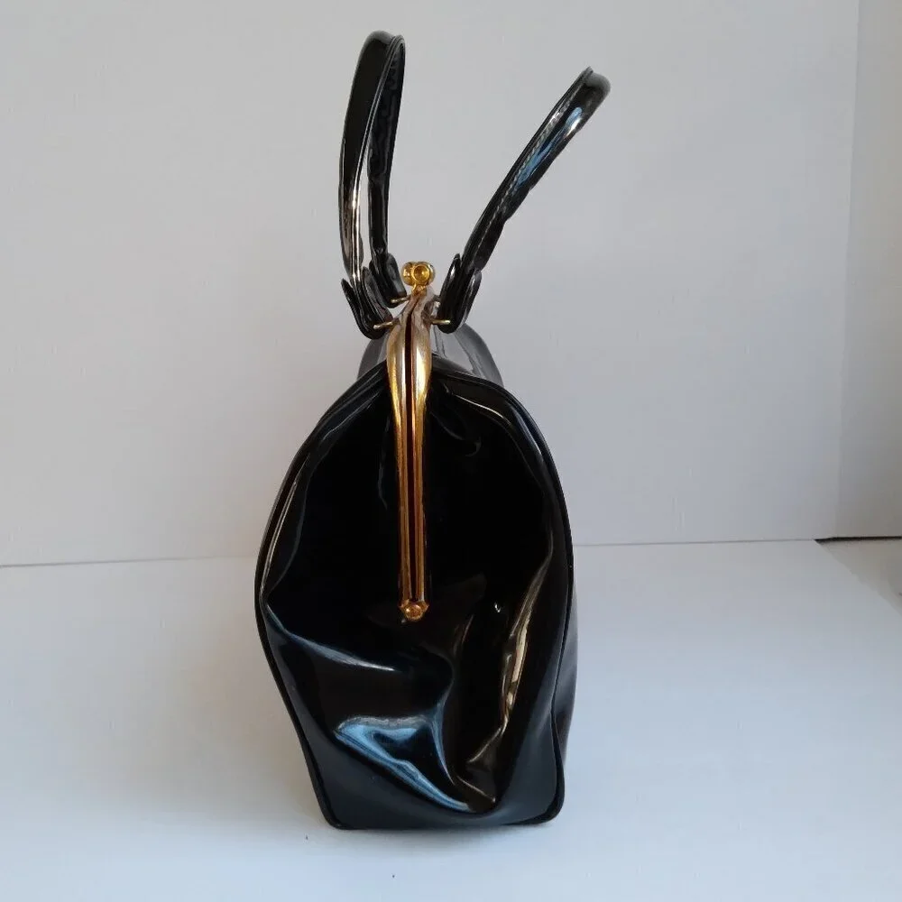 Vintage Black Sturdy Shiny Roomy Patent Gold Kiss Clasp Envelope Satchel Bag